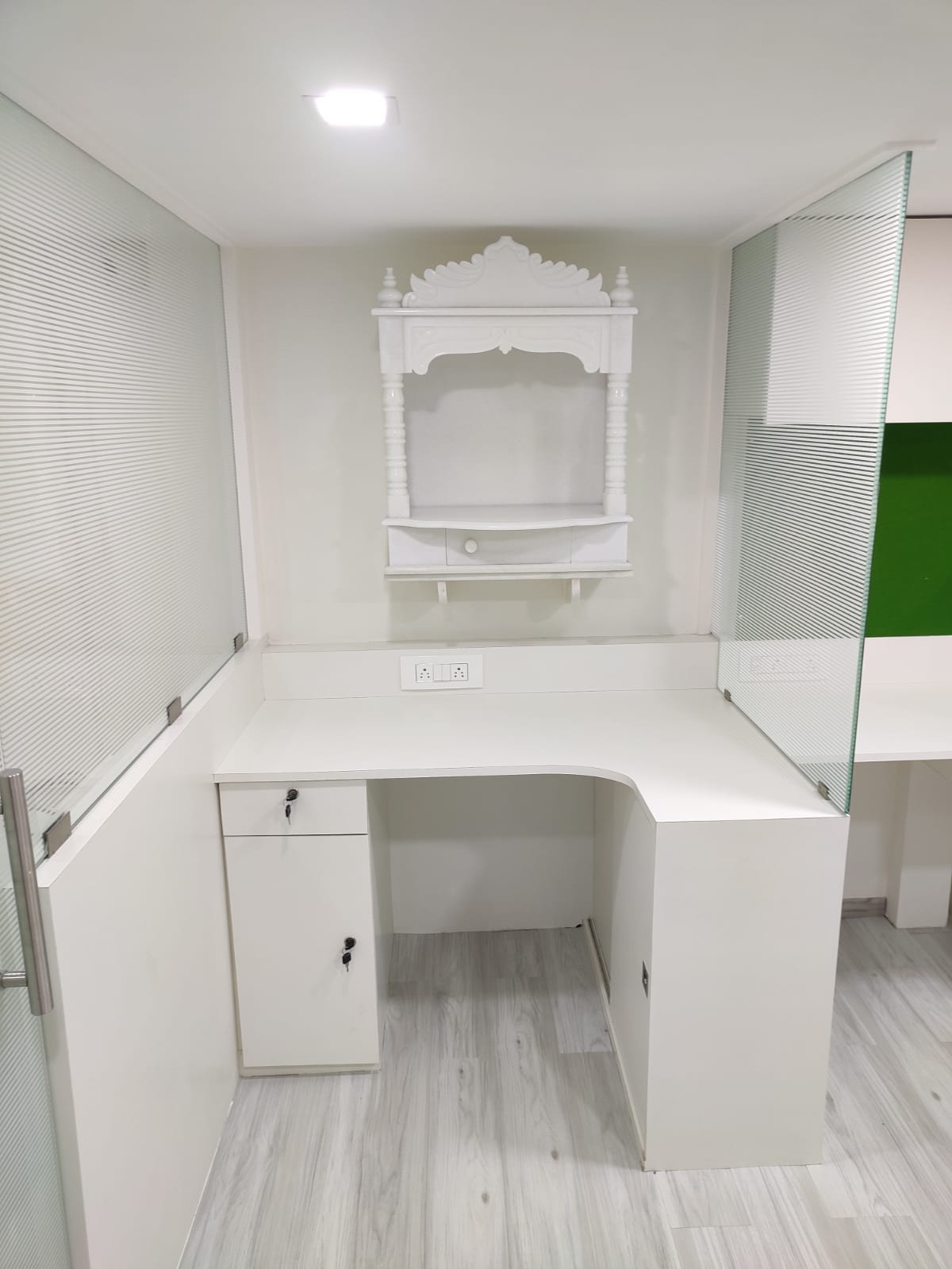 Crystal Plaza office interior 11